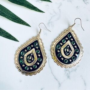 2/$30🌵 Green Rhinestone Gold Tone Teardrop Large Earrings Boho Bollywood
